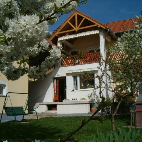 Madach Apartman Hévíz Εξωτερικό φωτογραφία