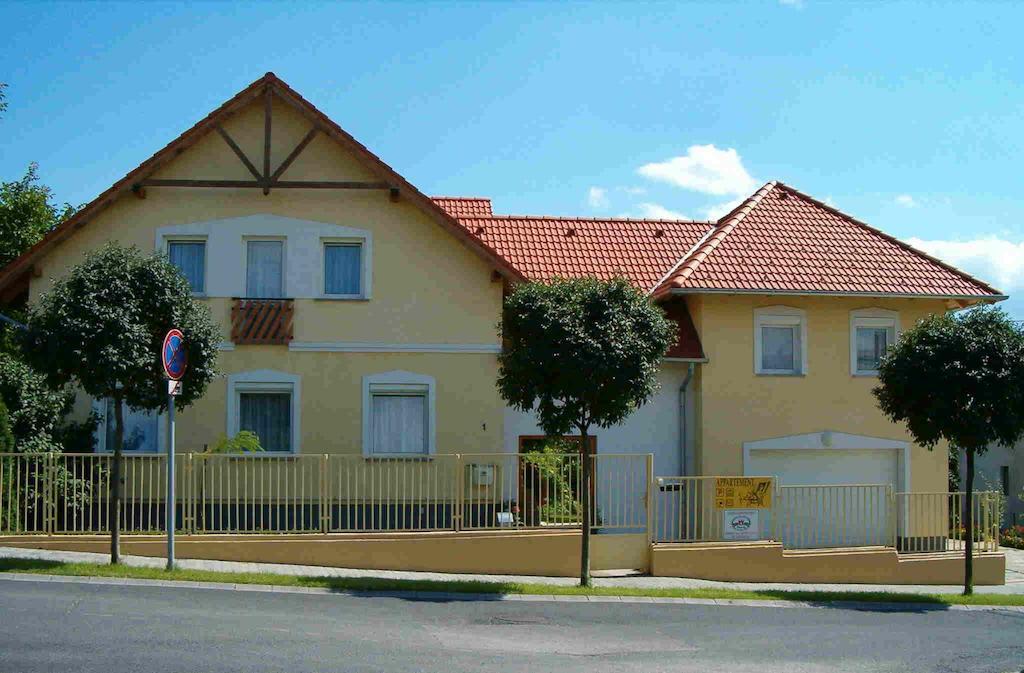 Madach Apartman Hévíz Εξωτερικό φωτογραφία
