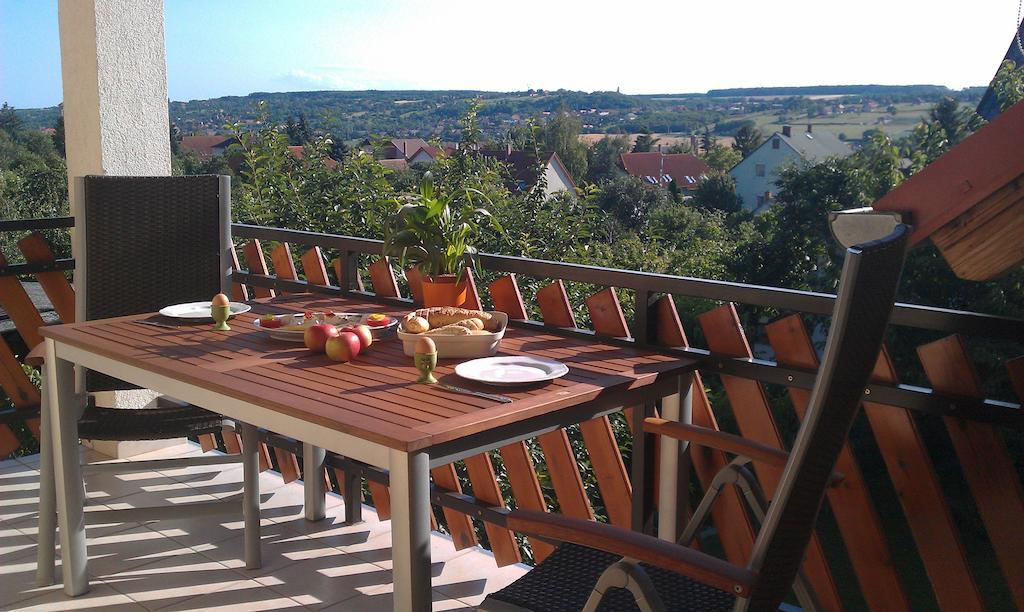 Madach Apartman Hévíz Δωμάτιο φωτογραφία